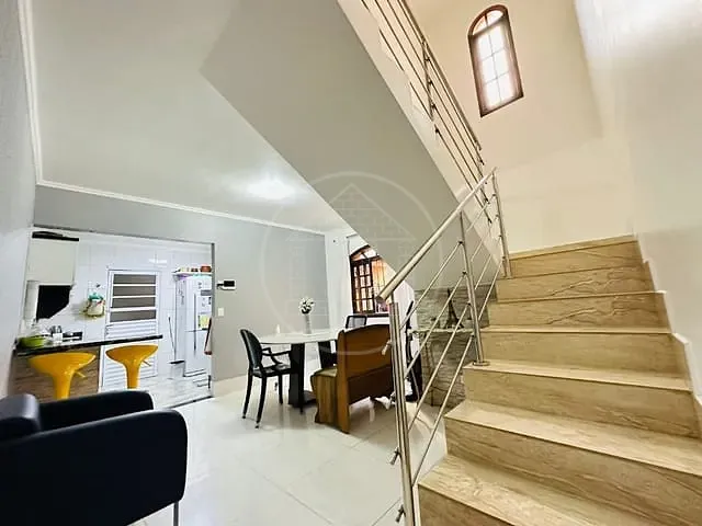 Sobrado com 125m² 3 quartos e 2 banheiros, à venda, no bairro Interlagos em São Paulo