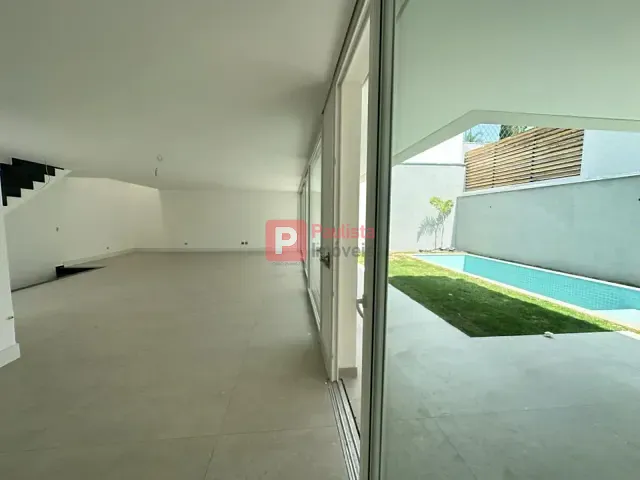 Sobrado com 450m² 4 quartos e 5 banheiros, à venda, no bairro Campo Belo em São Paulo