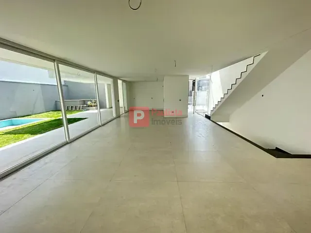 Sobrado com 450m² 4 quartos e 5 banheiros, à venda, no bairro Campo Belo em São Paulo