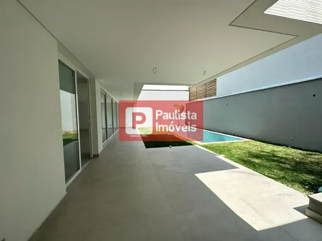 Sobrado com 450m² 4 quartos e 5 banheiros, à venda, no bairro Campo Belo em São Paulo