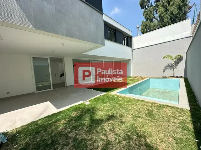 Sobrado com 450m² 4 quartos e 5 banheiros, à venda, no bairro Campo Belo em São Paulo