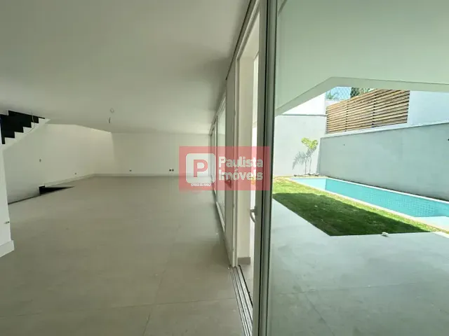 Sobrado com 450m² 4 quartos e 5 banheiros, à venda, no bairro Campo Belo em São Paulo