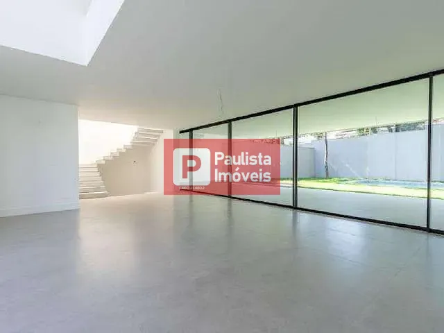 Sobrado com 850m² 4 quartos e 6 banheiros, à venda, no bairro Chácara Santo Antônio (Zona Sul) em São Paulo