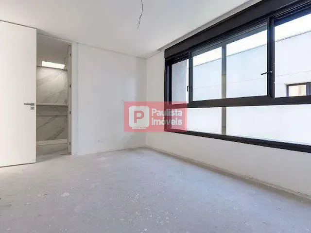 Sobrado com 849m² 4 quartos e 6 banheiros, à venda, no bairro Chácara Santo Antônio (Zona Sul) em São Paulo