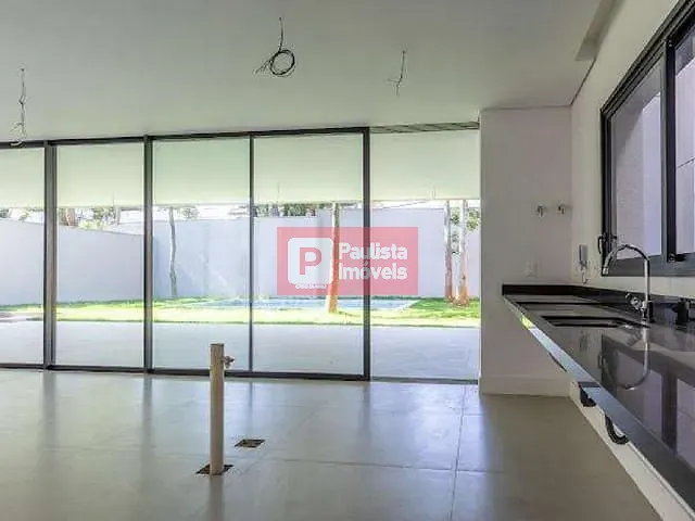 Sobrado com 849m² 4 quartos e 6 banheiros, à venda, no bairro Chácara Santo Antônio (Zona Sul) em São Paulo