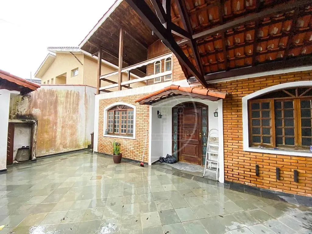 Sobrado, 3 quartos, 217 m² - Foto 2