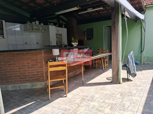 Sobrado com 200m² 3 quartos e 4 banheiros, à venda, no bairro Vila Alexandria em São Paulo