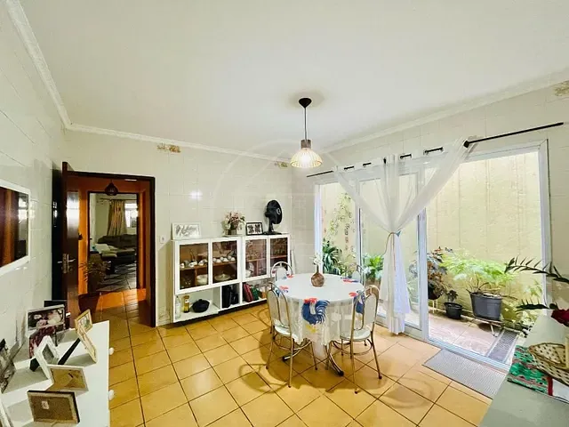 Sobrado com 142m² 4 quartos e 3 banheiros, à venda, no bairro Jardim Guanhembu em São Paulo