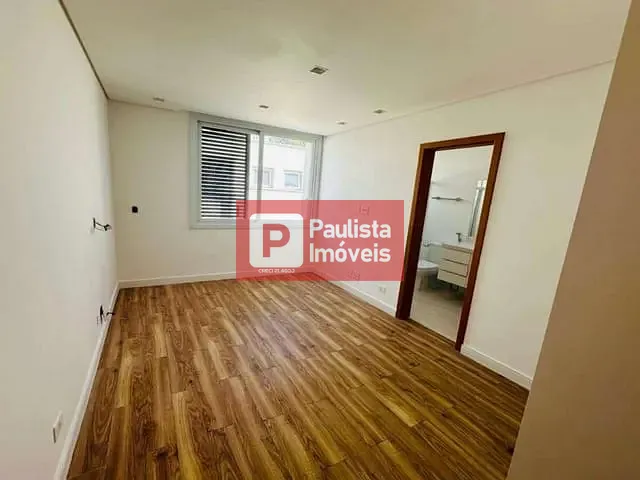 Sobrado com 365m² 4 quartos e 6 banheiros, à venda, no bairro Jardim Petrópolis em São Paulo