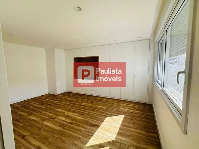 Sobrado com 365m² 4 quartos e 6 banheiros, à venda, no bairro Jardim Petrópolis em São Paulo