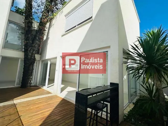 Sobrado com 365m² 4 quartos e 6 banheiros, à venda, no bairro Jardim Petrópolis em São Paulo