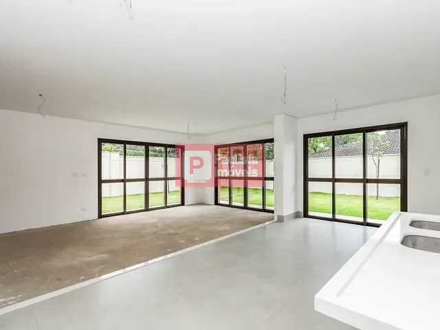 Sobrado com 498m² 4 quartos e 5 banheiros, à venda, no bairro Jardim Prudência em São Paulo