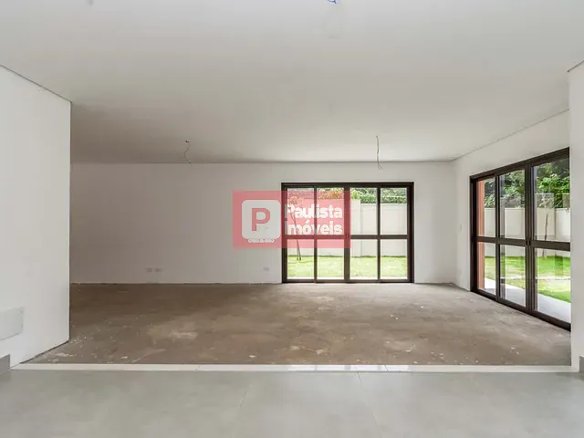 Sobrado com 498m² 4 quartos e 5 banheiros, à venda, no bairro Jardim Prudência em São Paulo