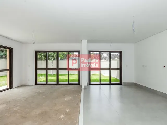 Sobrado com 498m² 4 quartos e 5 banheiros, à venda, no bairro Jardim Prudência em São Paulo