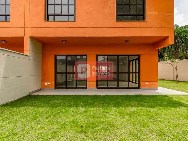 Sobrado com 347m² 4 quartos e 5 banheiros, à venda, no bairro Jardim Prudência em São Paulo