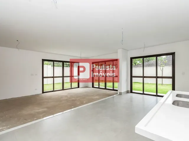 Sobrado com 347m² 4 quartos e 5 banheiros, à venda, no bairro Jardim Prudência em São Paulo