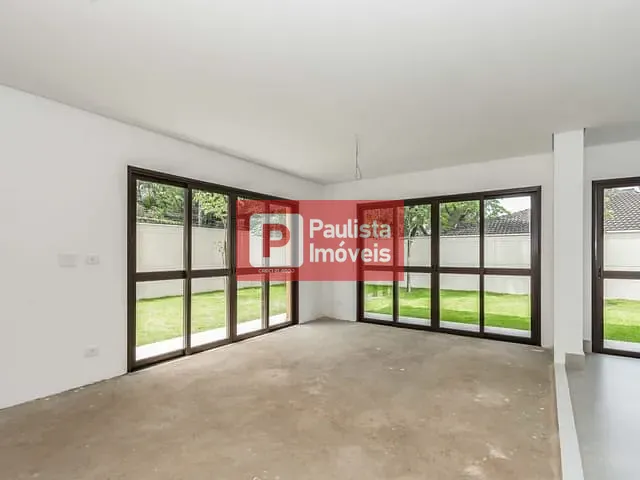 Sobrado com 347m² 4 quartos e 5 banheiros, à venda, no bairro Jardim Prudência em São Paulo