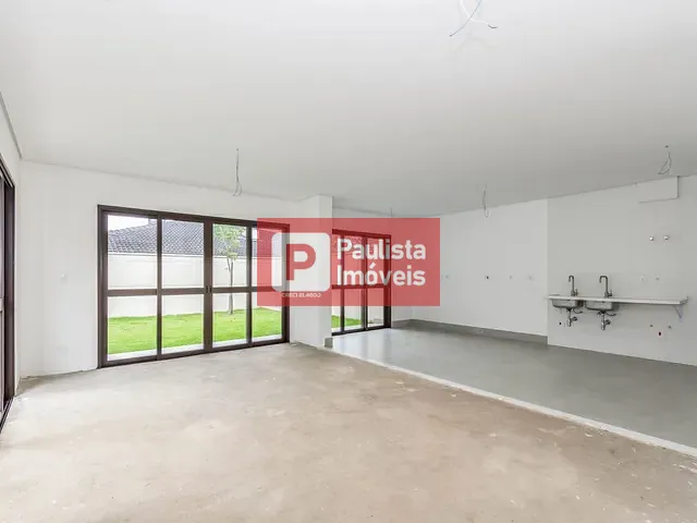 Sobrado com 347m² 4 quartos e 5 banheiros, à venda, no bairro Jardim Prudência em São Paulo