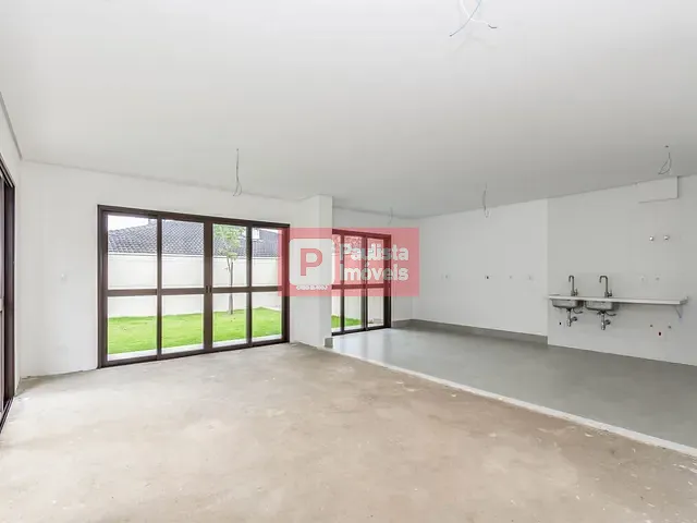 Sobrado com 347m² 4 quartos e 5 banheiros, à venda, no bairro Jardim Prudência em São Paulo