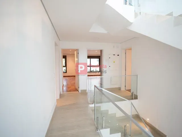 Sobrado com 684m² 4 quartos e 6 banheiros, à venda, no bairro Jardim dos Estados em São Paulo