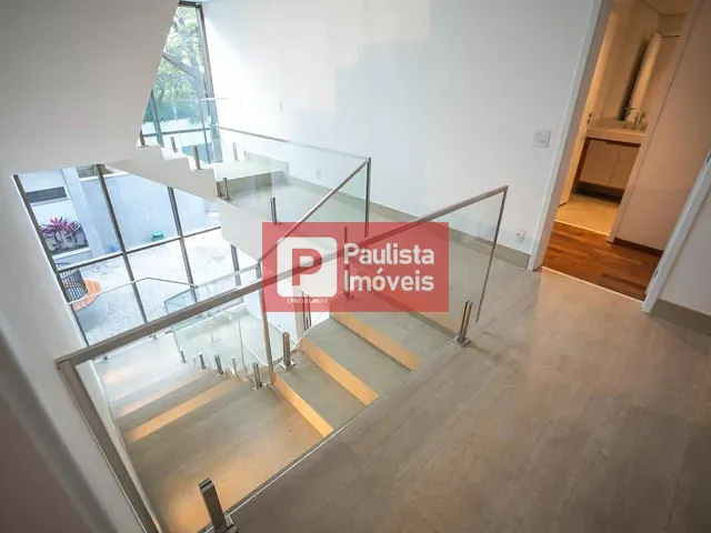 Sobrado com 684m² 4 quartos e 6 banheiros, à venda, no bairro Jardim dos Estados em São Paulo
