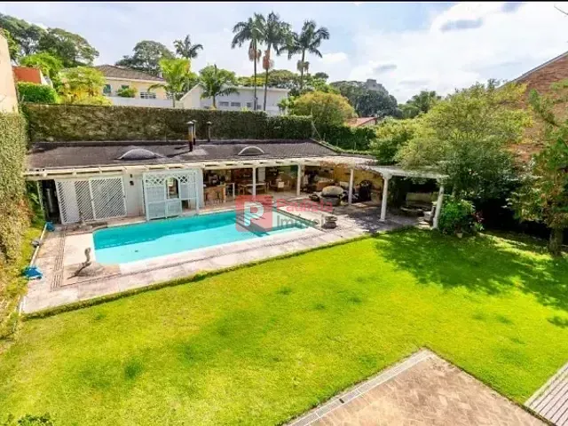 Sobrado com 1050m² 5 quartos e 6 banheiros, à venda, no bairro Brooklin Paulista em São Paulo