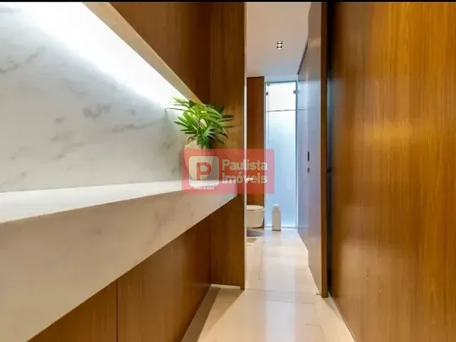 Sobrado com 1050m² 5 quartos e 6 banheiros, à venda, no bairro Brooklin Paulista em São Paulo