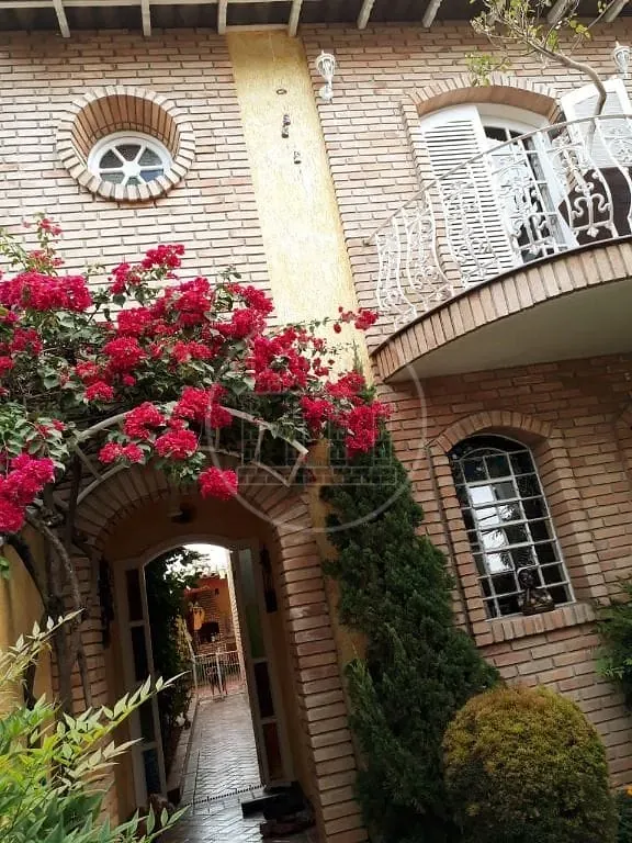 Sobrado, 4 quartos, 170 m² - Foto 1