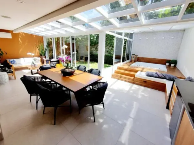 Foto do Sobrado - Sobrado à venda com 338m², 3 quartos, 3 suíte, 3 vagas de garagem na Chácara Flora, São Paulo-SP | Paulista Imóveis