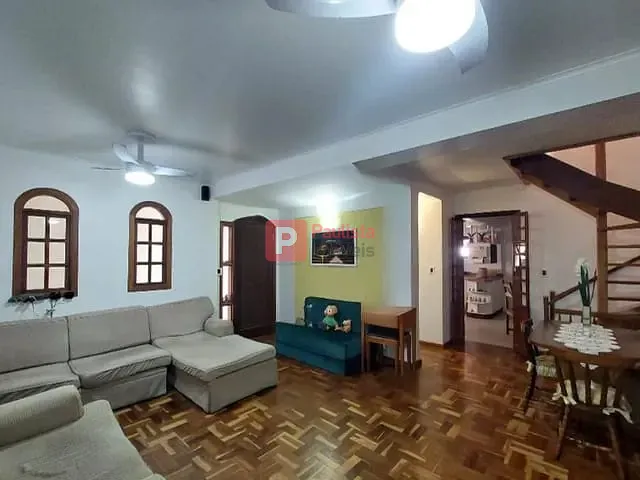Sobrado com 179m² 3 quartos e 3 banheiros, à venda, no bairro Interlagos em São Paulo