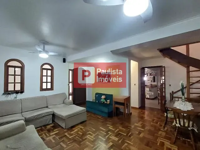 Sobrado com 179m² 3 quartos e 3 banheiros, à venda, no bairro Interlagos em São Paulo