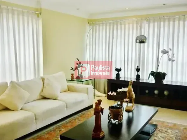 Sobrado com 1000m² 3 quartos e 5 banheiros, à venda ou para alugar, no bairro Campo Belo em São Paulo
