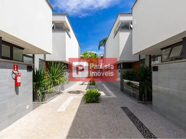 Sobrado com 450m² 4 quartos e 5 banheiros, à venda, no bairro Campo Belo em São Paulo
