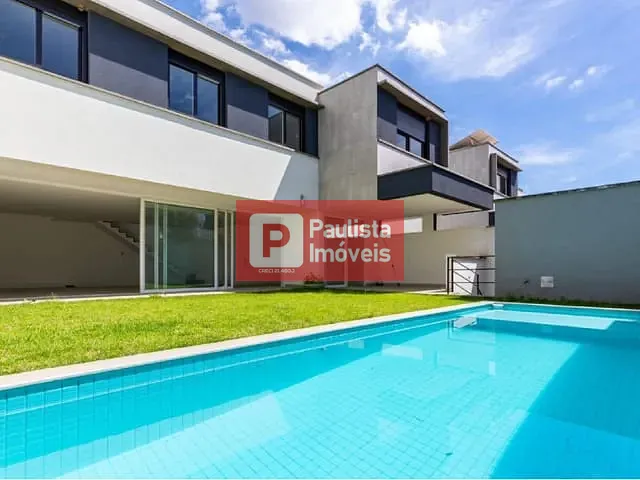 Sobrado com 450m² 4 quartos e 5 banheiros, à venda, no bairro Campo Belo em São Paulo
