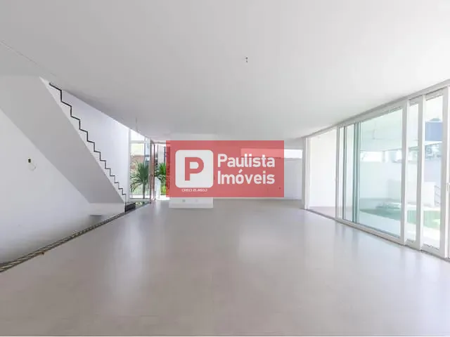 Sobrado com 450m² 4 quartos e 5 banheiros, à venda, no bairro Campo Belo em São Paulo