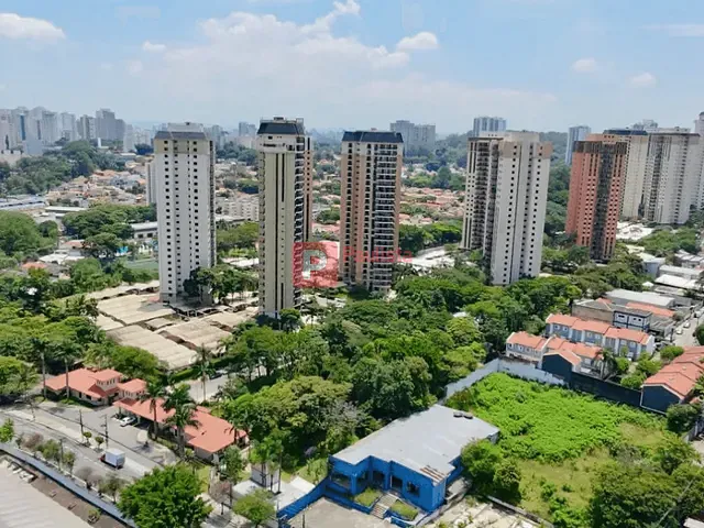 Prédio com 200m², à venda, no bairro Santo Amaro em São Paulo