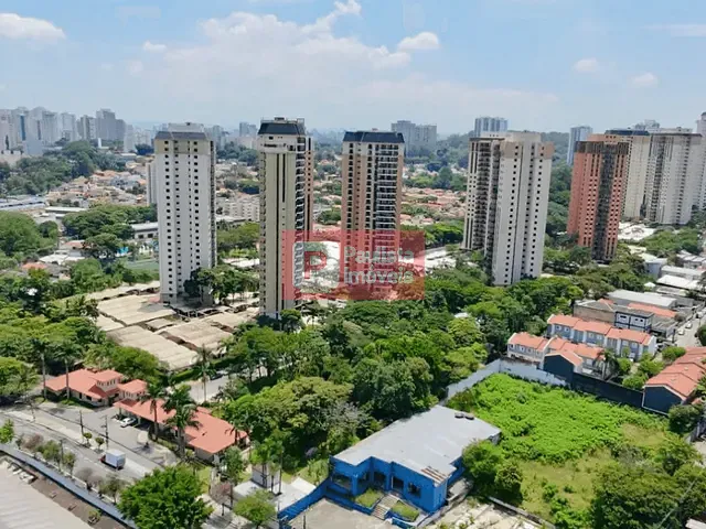 Prédio com 200m², à venda, no bairro Santo Amaro em São Paulo