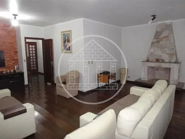 Sobrado com 240m² 4 quartos e 6 banheiros, à venda, no bairro Jardim dos Prados em São Paulo