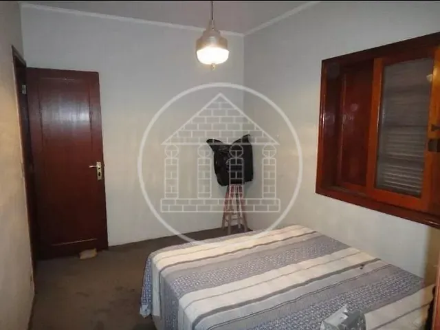 Sobrado com 240m² 4 quartos e 6 banheiros, à venda, no bairro Jardim dos Prados em São Paulo