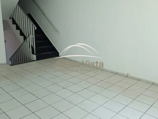 Sobrado com 125m² 3 quartos e 1 banheiro, para alugar, no bairro Centro em Osasco