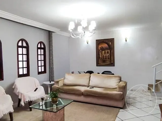 Sobrado com 160m² 4 quartos e 3 banheiros, à venda, no bairro Jardim Itatiaia em São Paulo