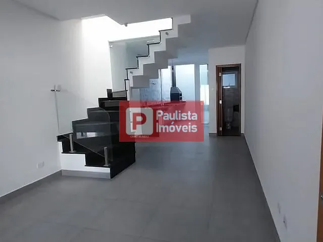 Sobrado com 130m² 3 quartos e 2 banheiros, à venda, no bairro Jardim Cidália em São Paulo