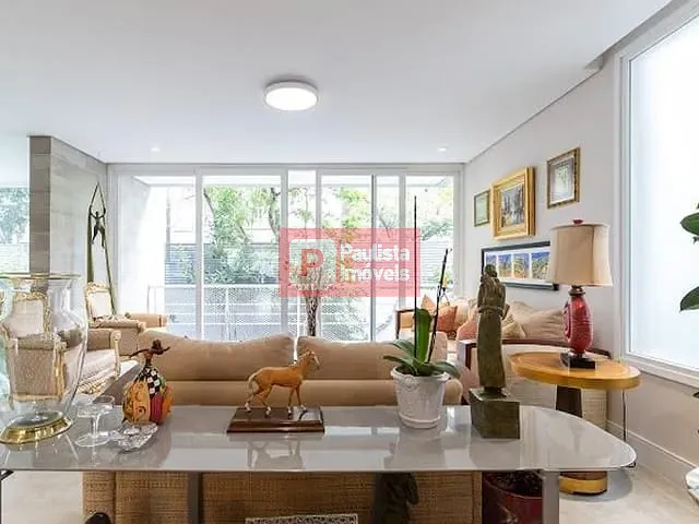 Sobrado 4 quartos e 4 banheiros, à venda, no bairro Jardim Cordeiro em São Paulo