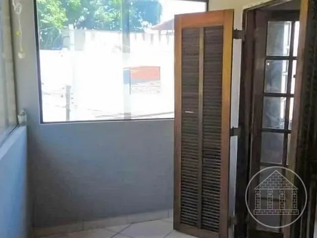Sobrado com 300m² 5 quartos e 3 banheiros, à venda, no bairro Vila Califórnia em São Paulo