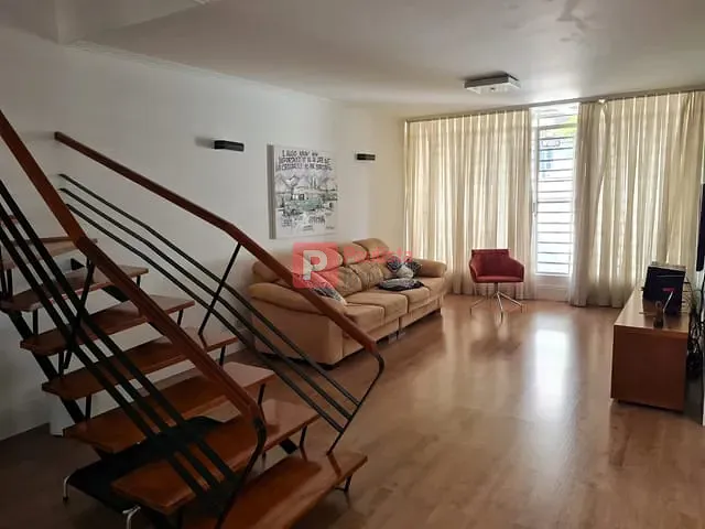 Sobrado com 222m² 3 quartos e 3 banheiros, à venda, no bairro Brooklin Novo em São Paulo