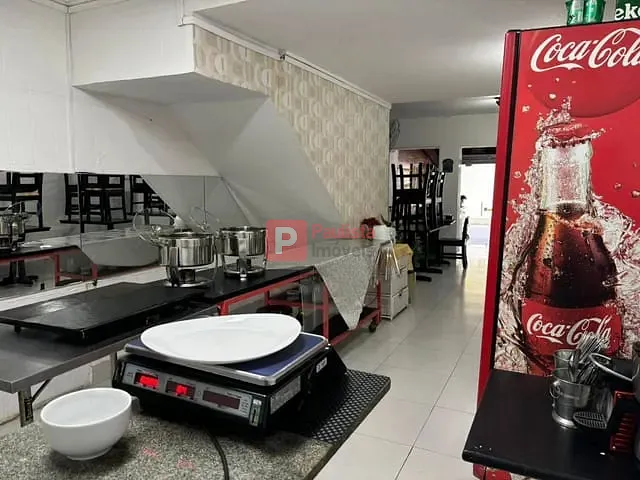 Sobrado à venda, no bairro Vila Olímpia em São Paulo