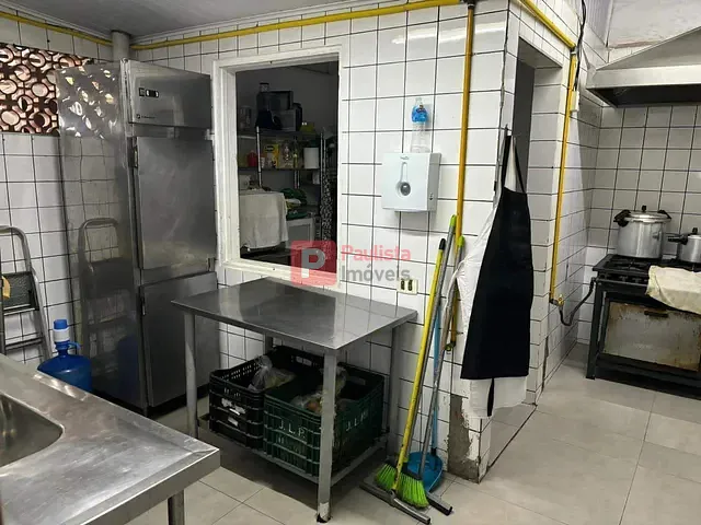 Sobrado à venda, no bairro Vila Olímpia em São Paulo