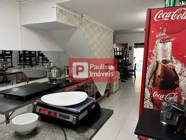 Sobrado à venda, no bairro Vila Olímpia em São Paulo