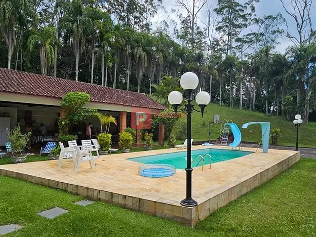 Chácara com 52000m² 3 quartos e 3 banheiros, à venda, no bairro Parque Florestal em São Paulo
