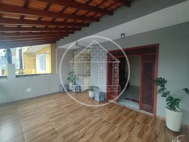 Sobrado com 155m² 3 quartos e 4 banheiros, à venda, no bairro Jardim Varginha em São Paulo